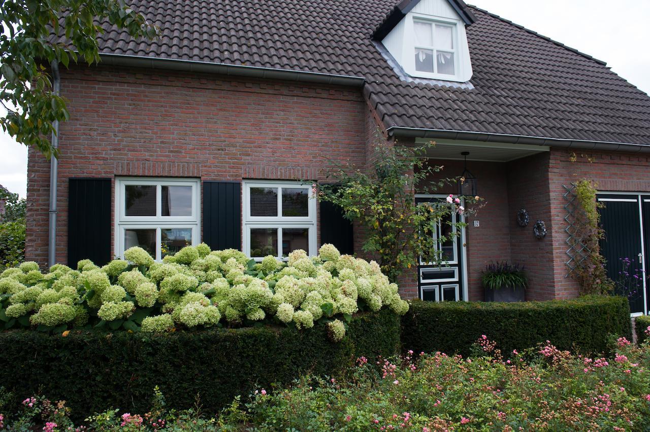 B&B Aan De Burgt Boekel Екстериор снимка